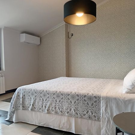 Medea'S Home Кутаиси Номер фото