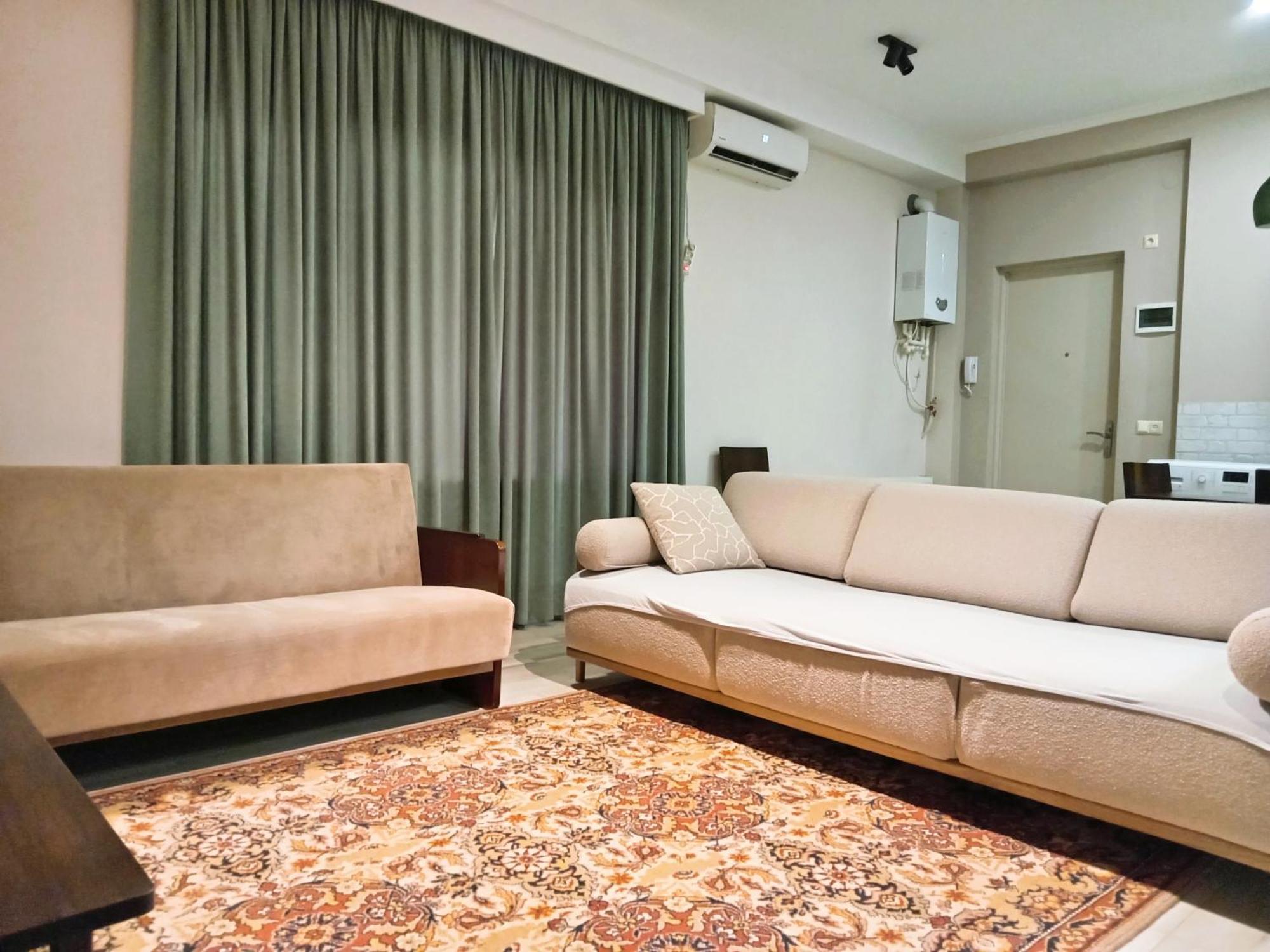 Medea'S Home Кутаиси Экстерьер фото
