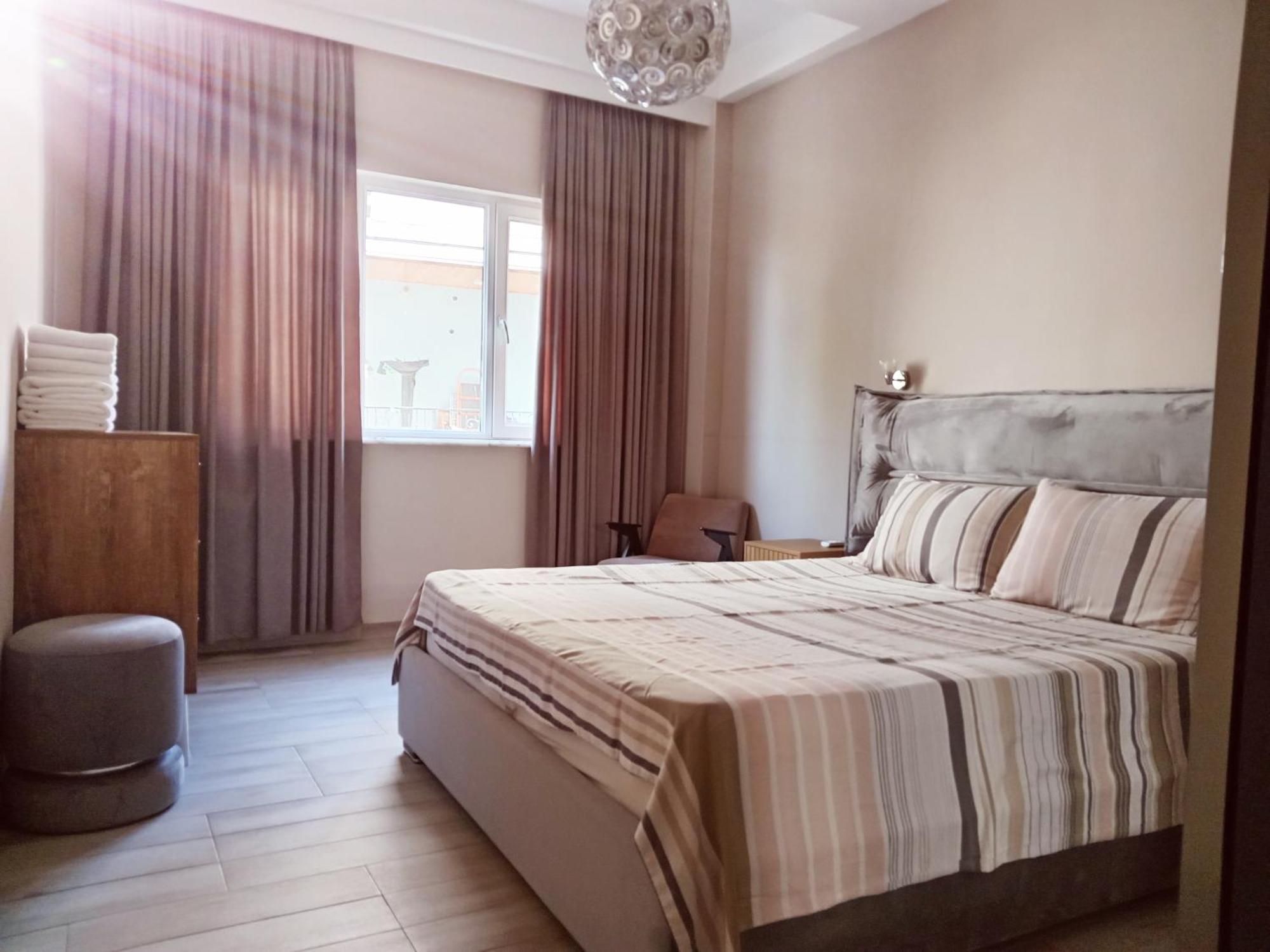 Medea'S Home Кутаиси Экстерьер фото