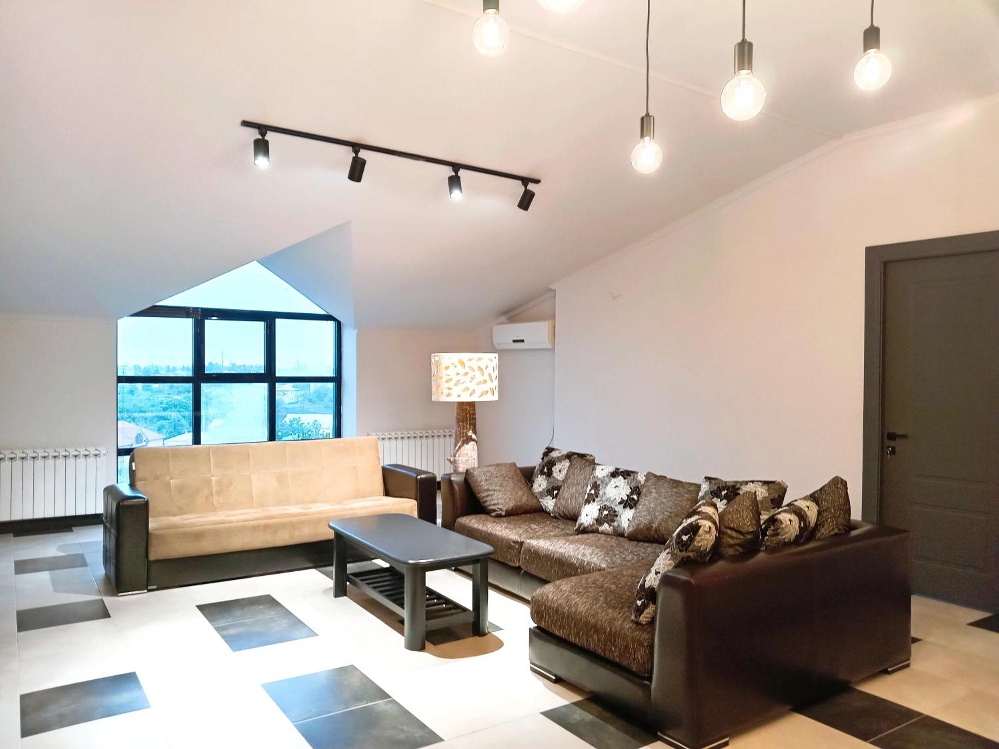 Medea'S Home Кутаиси Экстерьер фото