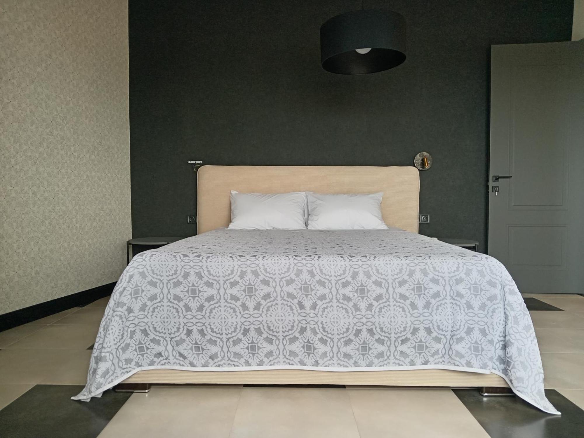 Medea'S Home Кутаиси Номер фото